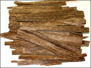 The Emperor's Agarwood  (25 grams)