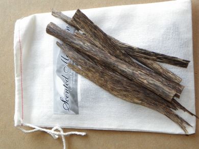 Thai Agarwood Incense Chips